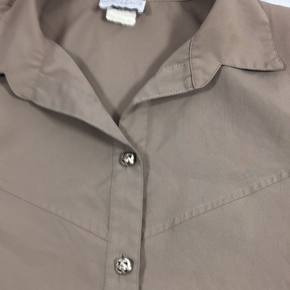 Park Place Fashions Short Sleeve Button Front Top - Picture 7 of 9